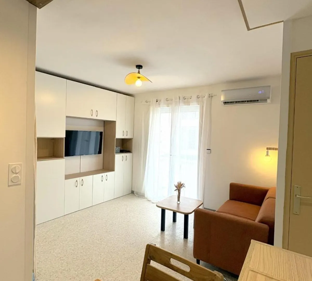 1 Bedroom Apartment - Near The Beach Six-Fours-les-Plages